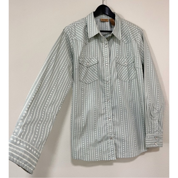 Wrangler Size Large Western Snap Button Long Sleeve Shirt - Picture 4 of 4
